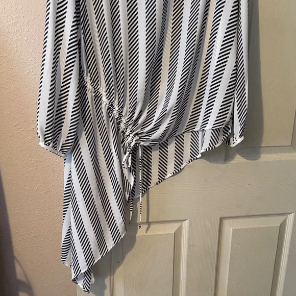 Black and White Striped Asymmetrical Top NWT - Picture 2 of 6